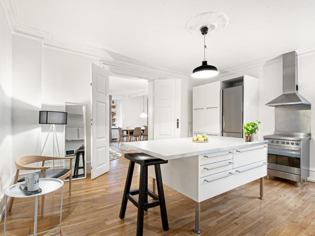 Sanders Stage - Enchanting Four-Bedroom Apartment Near Nyhavn Kopenhagen Exterior foto