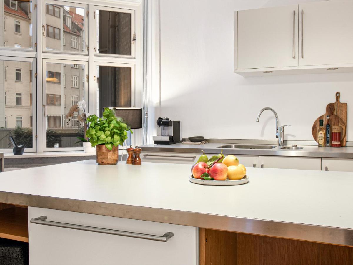 Sanders Stage - Enchanting Four-Bedroom Apartment Near Nyhavn Kopenhagen Exterior foto